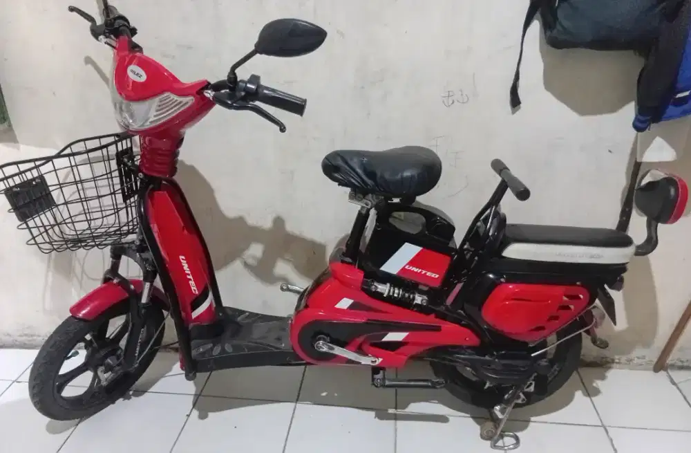 Sepeda listrik merk united milez