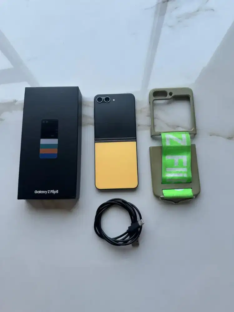 Samsung Galaxy Z Flip 5 512GB Yellow Kuning Mulus Fullset