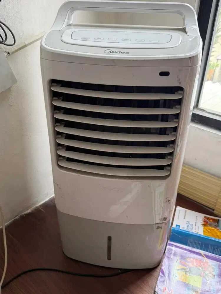 Air Cooler Midea AC120-16AR 60 Watt – Normal, Hemat Listrik