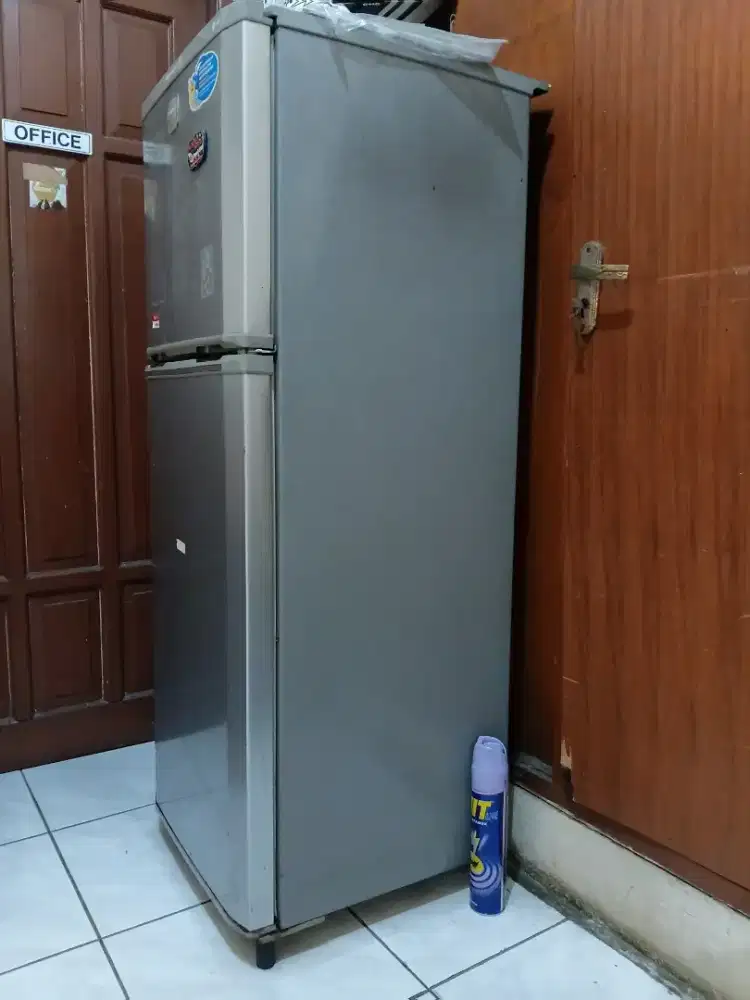 Jual Kulkas LG bekas, kondisi hidup