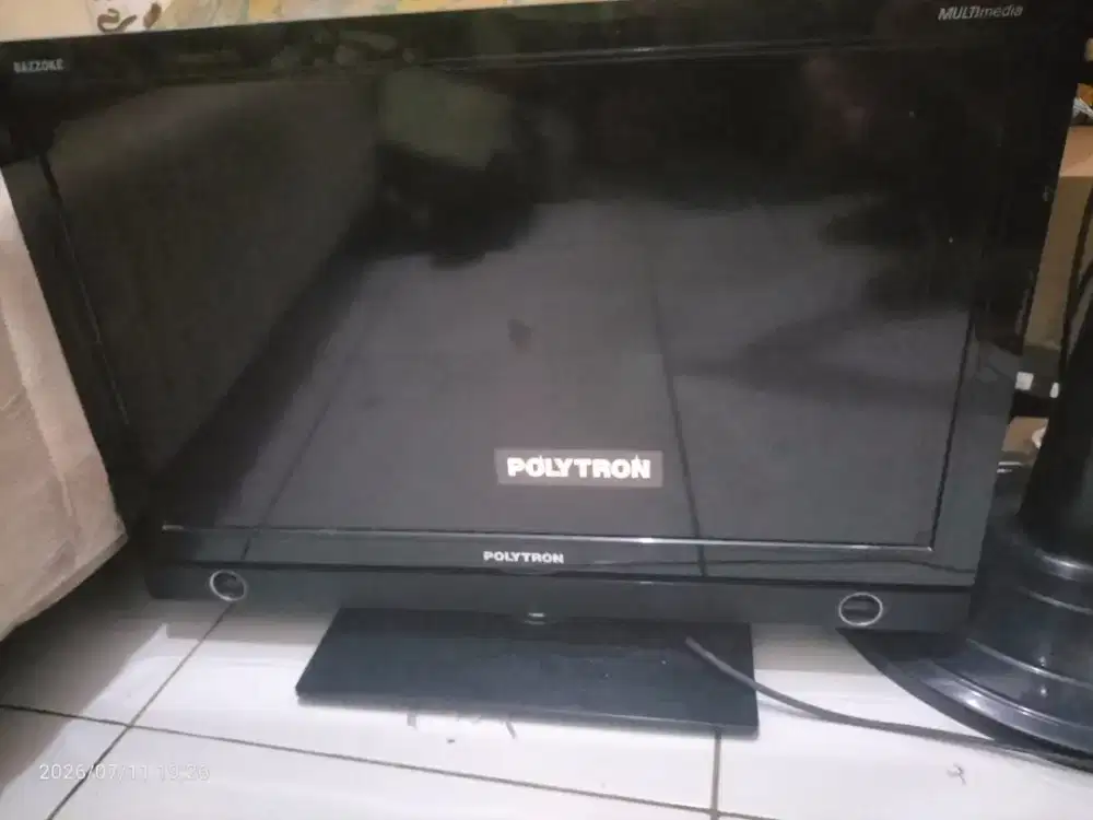 “TV LED Polytron 24 Inch PLD 24D901 – Bekas – Depok”