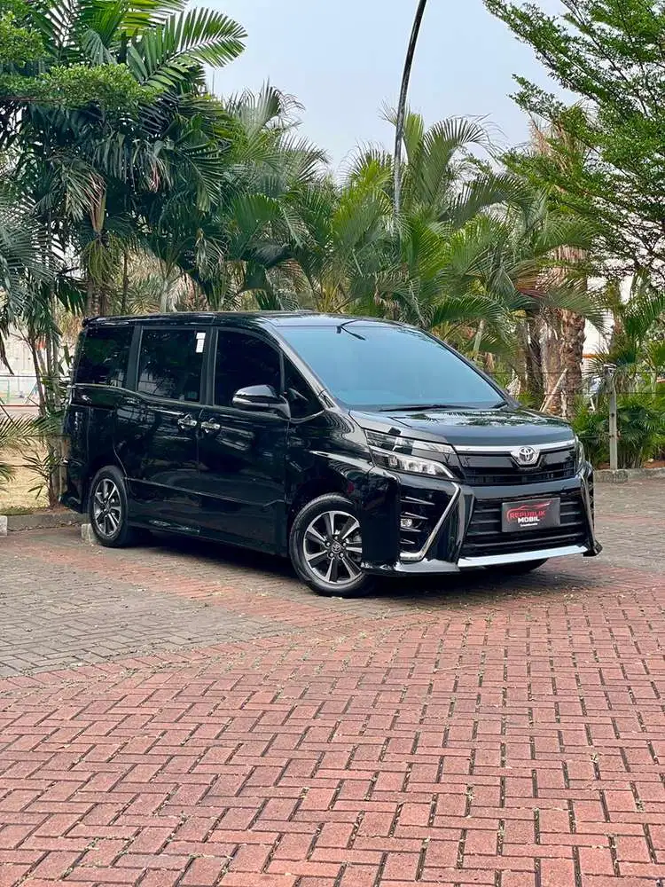 [Odo 42rb] Toyota Voxy 2.0 AT 2019