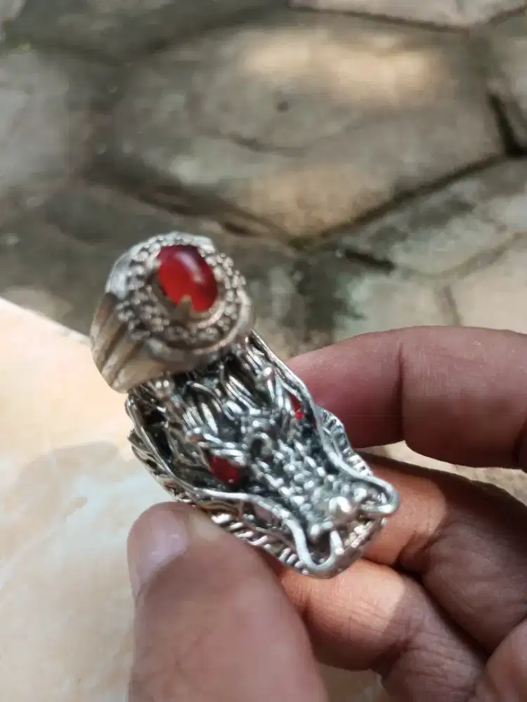 Sepasang cincin Koleksi Pribadi keren