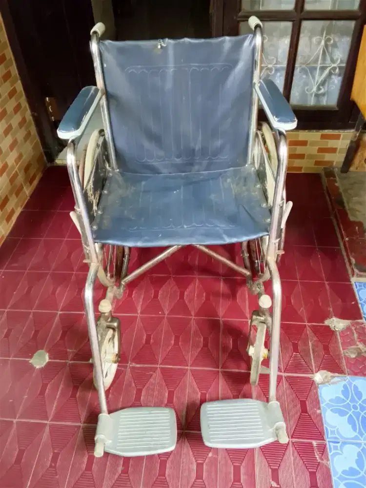 Di Jual murah Kursi Roda merk Gea masih layak pake