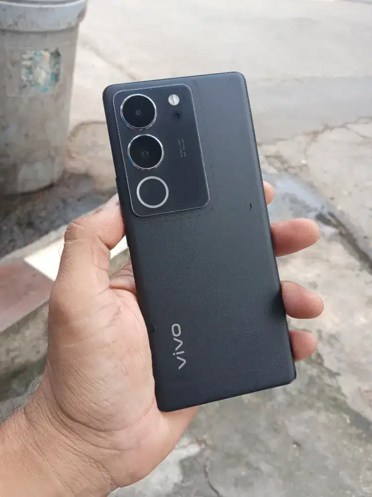 Vivo V29 Ram 8+8/256