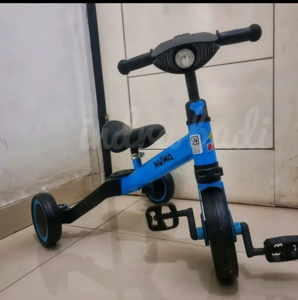 Sepeda anak Nuwa warna Biru