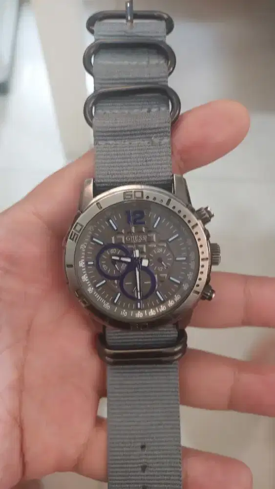 Dijual cepat Jam Tangan Guess (original)
