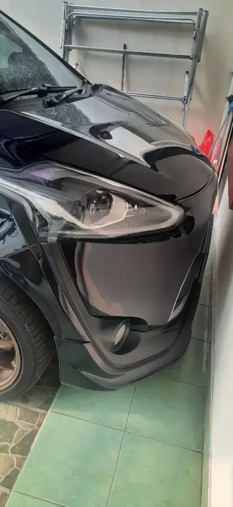 Toyota Sienta 1.5 Q AT 2017 Hitam