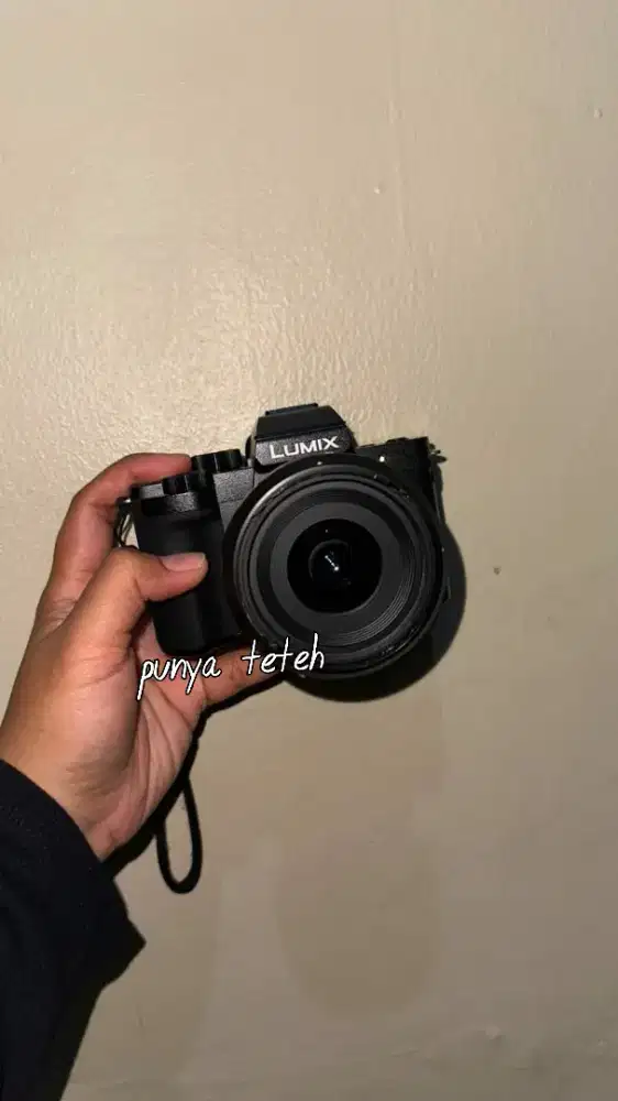 Lumix Panasonic G100D Plus Lensa Leica 9mm