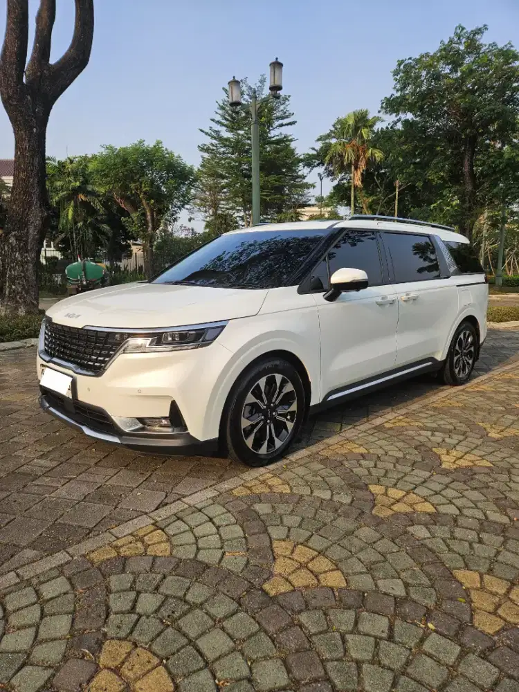 (KM 22rb) KIA Carnival Premier 2022 2.2d - Cash