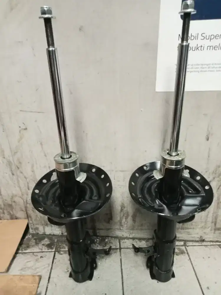 Shock breker depan Honda jazz ge8