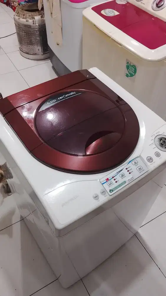 Mesin cuci merk polytron