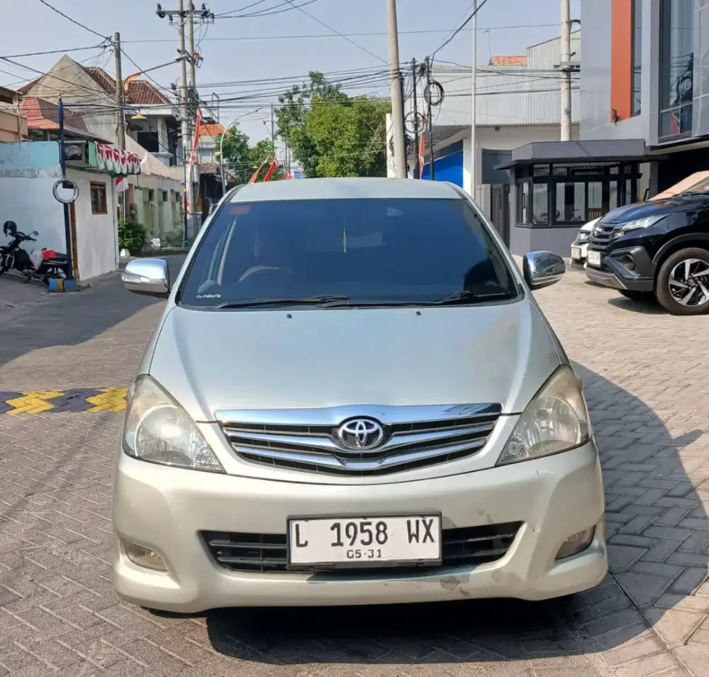 INNOVA ‼️2.0 G LUXURY AT CAPTAIN SEAT