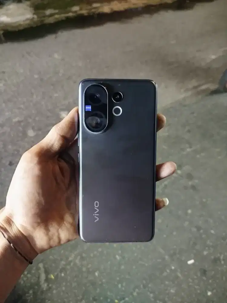 VIVO V60 5G RAM 8+8/256 HP+CAS MULUS NO MINUS