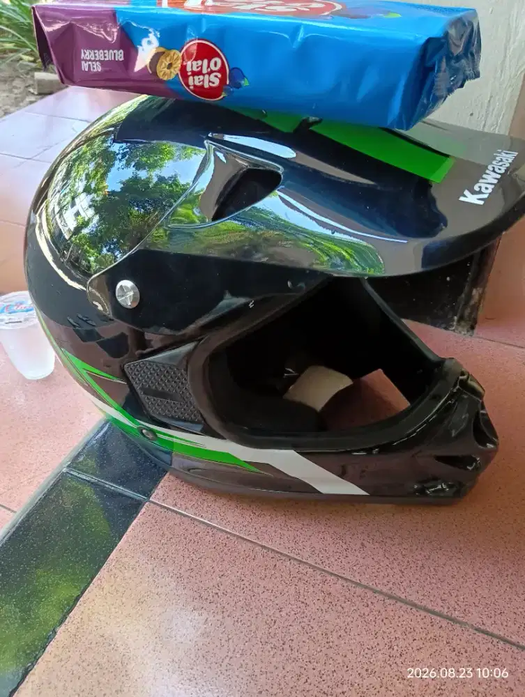 Helm Cross Trail Kawasaki