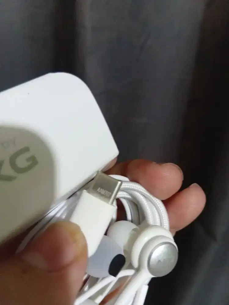 Headset AkG Original Samsung Note 20 Tipe C white edition
