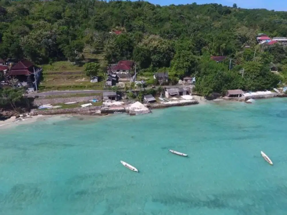 TANAH BEACH FRONT DI NUSA CENINGAN LEMBONGAN NUSA PENIDA KLUNGKUNG BALI