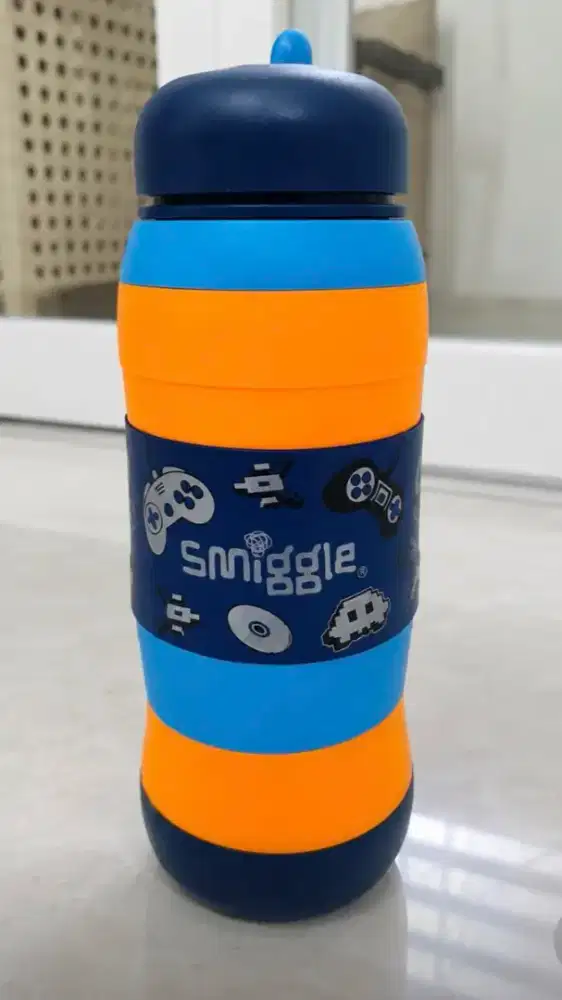 Tumbler smiggle ori singapore