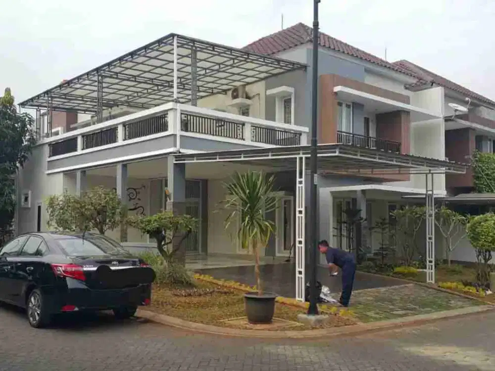 Rumah hoek mewah di raffles hils CIBUBUR