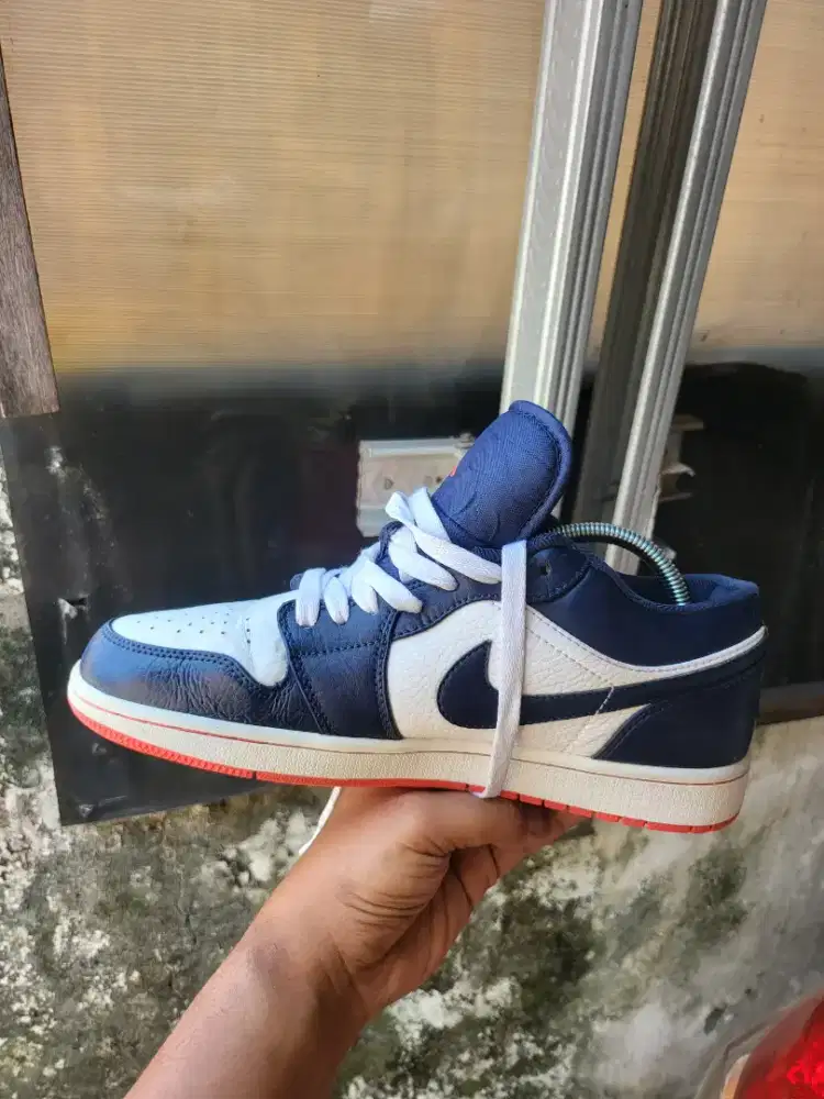 Sepatu nike like new