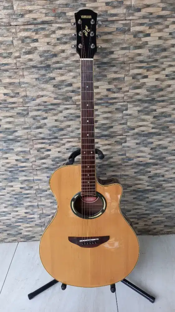 Gitar akustik Yamaha APX 500 II Original