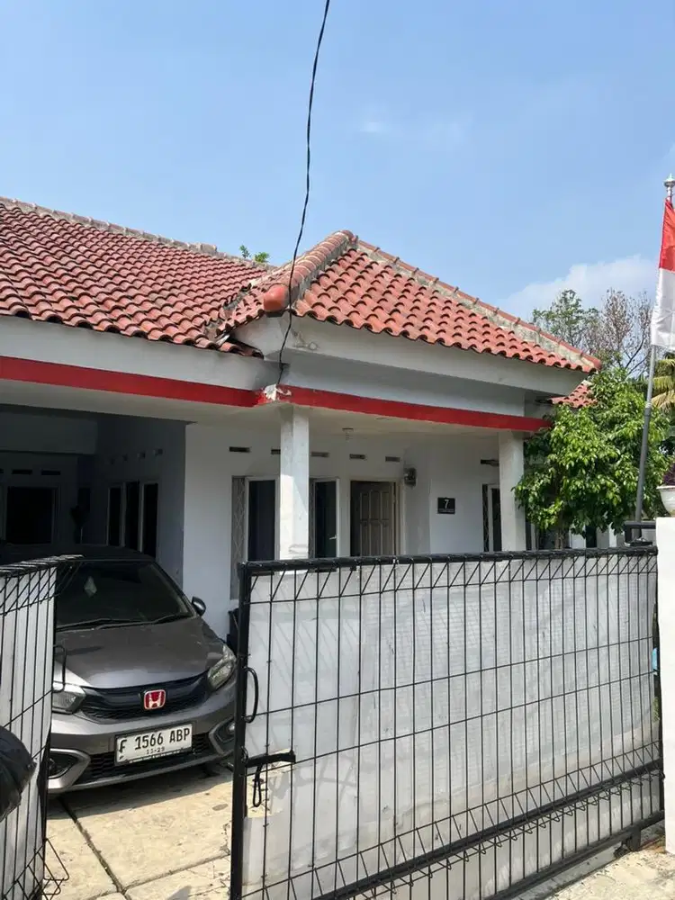 Dibutuhkan asisten rumah tangga