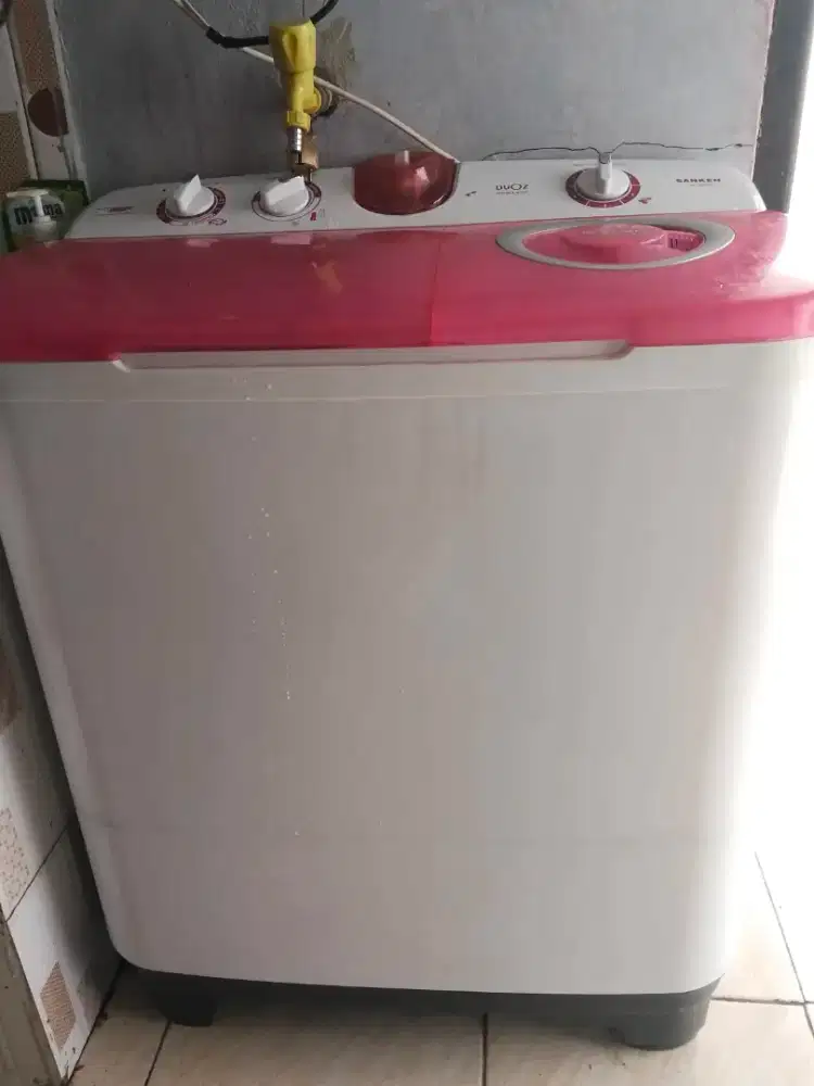 Mesin cuci merk Sanken