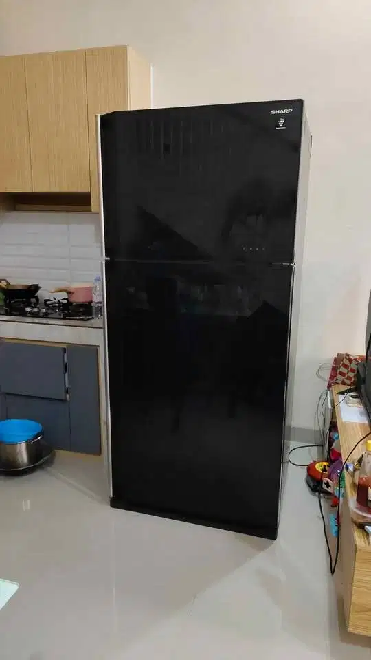 Kulkas Sharp Jumbo 625L