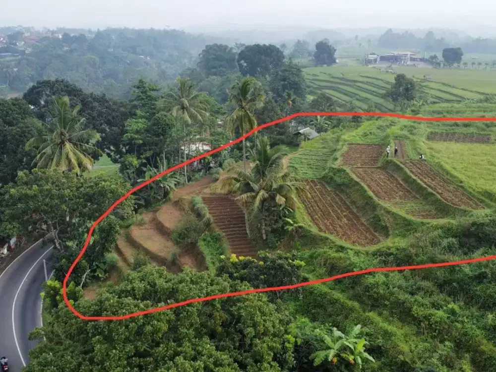 DIJUAL TANAH LUAS 2700 M2 DI SAGALAHERANG SUBANG PEMANDANGAN GUNUNG DAN MATA AIR PRIBADI