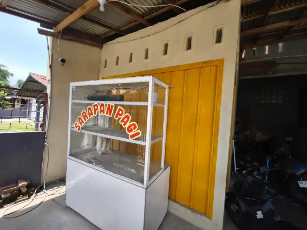Disewakan kedai