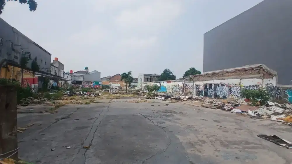 TANAH DI SEWAKAN