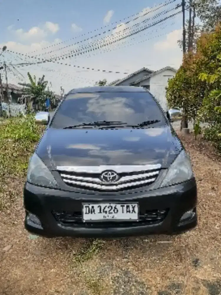 Kijang Inova Tahun 2009
