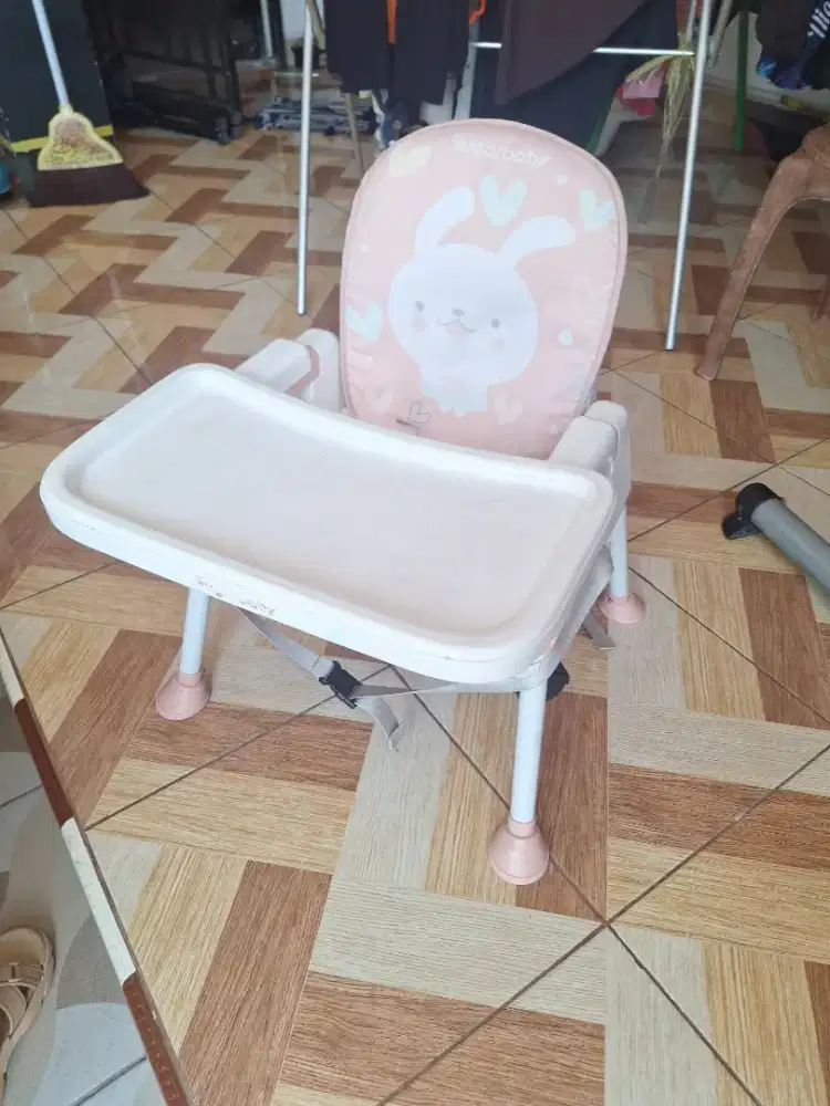 Tempat Makan Bayi (SugarDady)