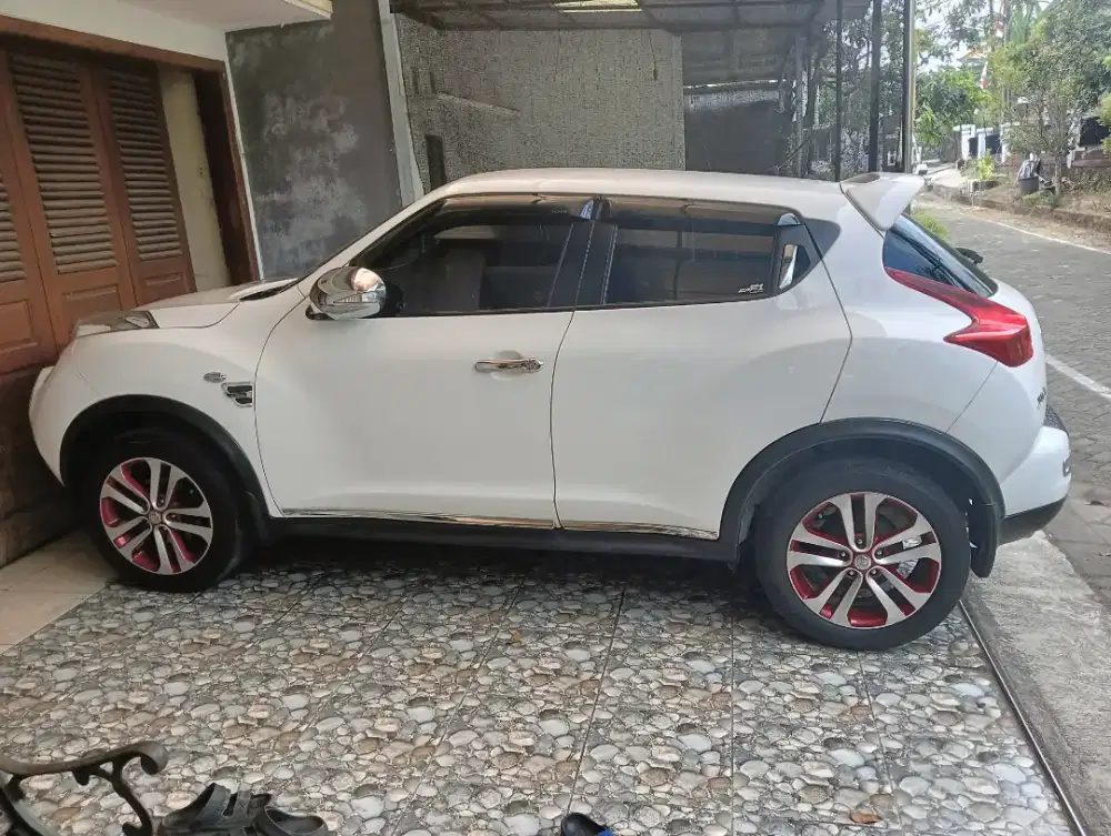 Jual Mobil Nissan Juke Red Edition th 2013