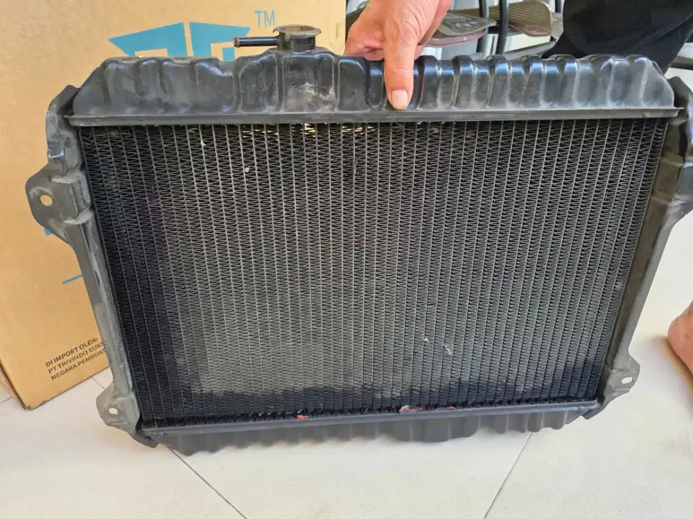Jual radiator bekas kijang kapsul bensin