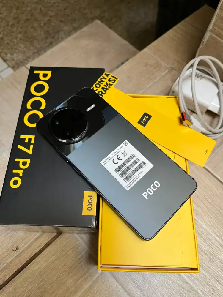 Poco f7 pro 12/512 fullset orian