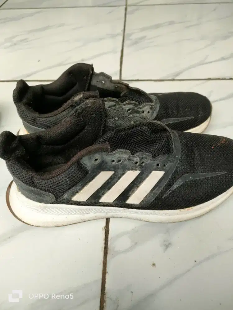 prelove sepatu unisex
