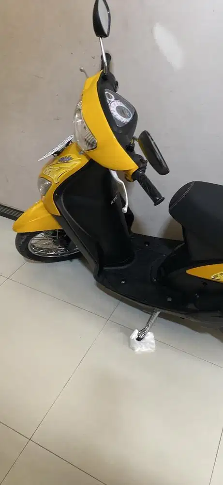 dijual speda mio TL tahun 2006 kuning