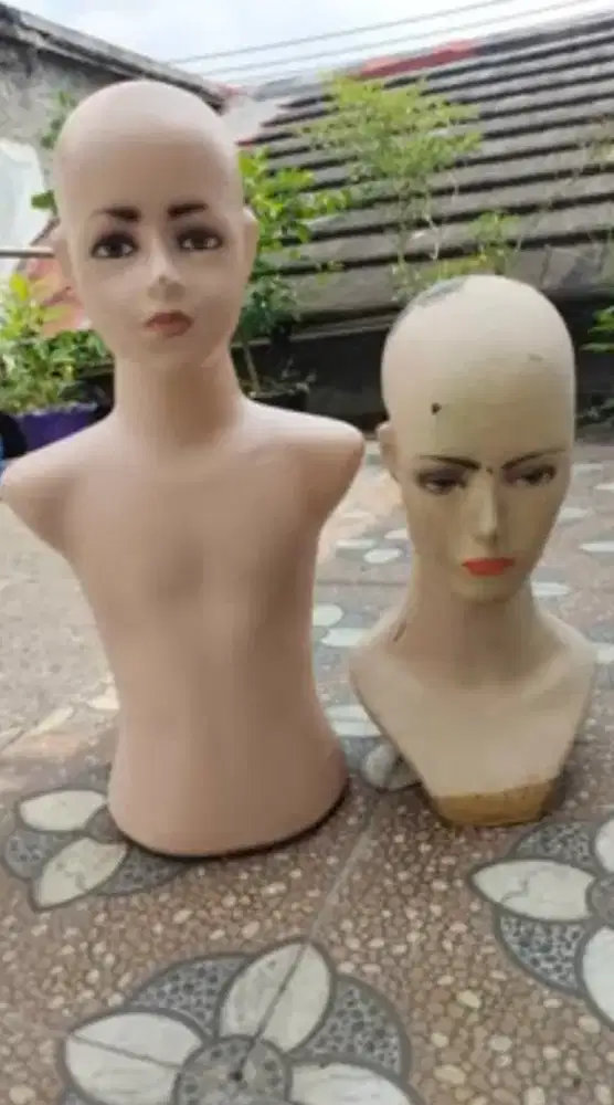 DIJUAL MANEKIN WANITA – 2 PCS