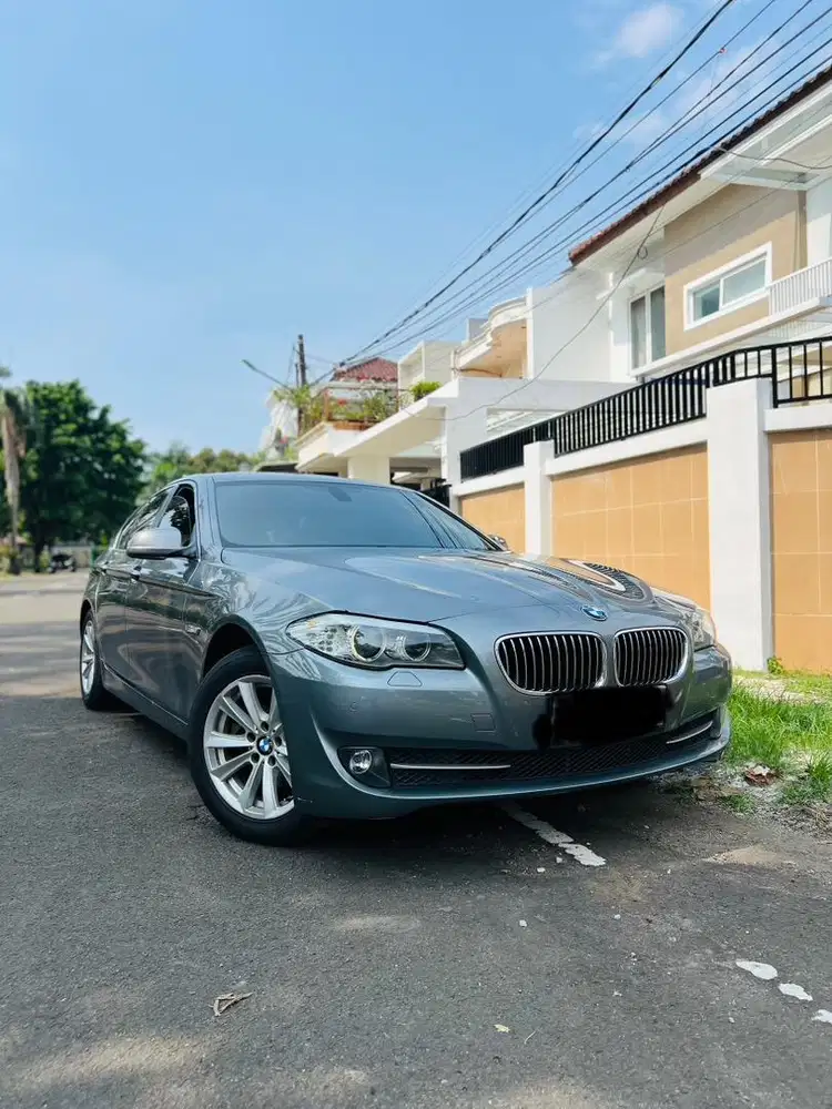 SDH FULL PEREMAJAAN MURAH BMW 520d DIESEL SUNROOF SOLAR IRIT SEKALI