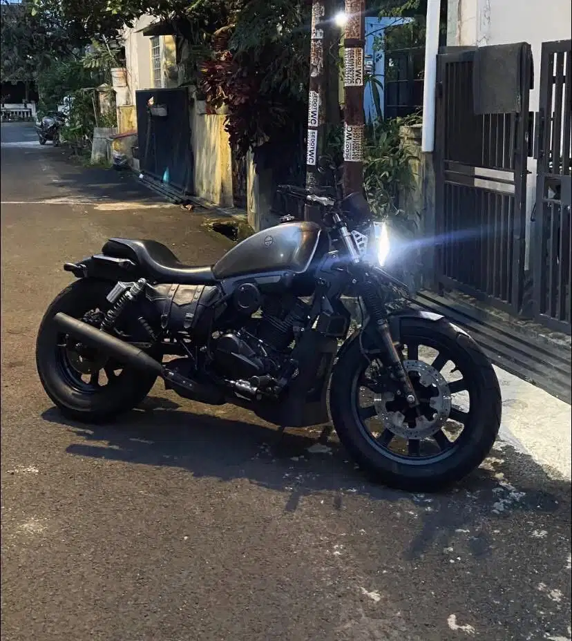 Benelli Evo 200