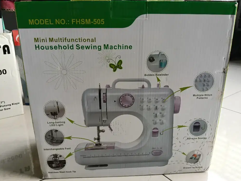 Mesin jahit portable masih seperti baru