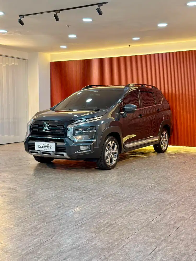 LOW ODO 5RB KM!! Mitsubishi Xpander Cross Premium Plus 2025