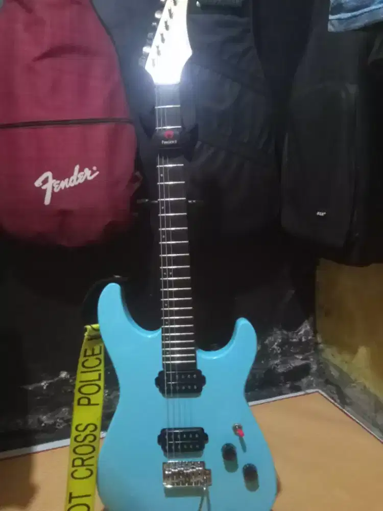 Gitar samick biru
