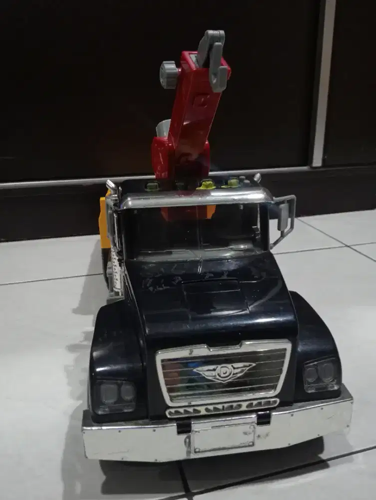 DRIVEN TRUK BY BATATT