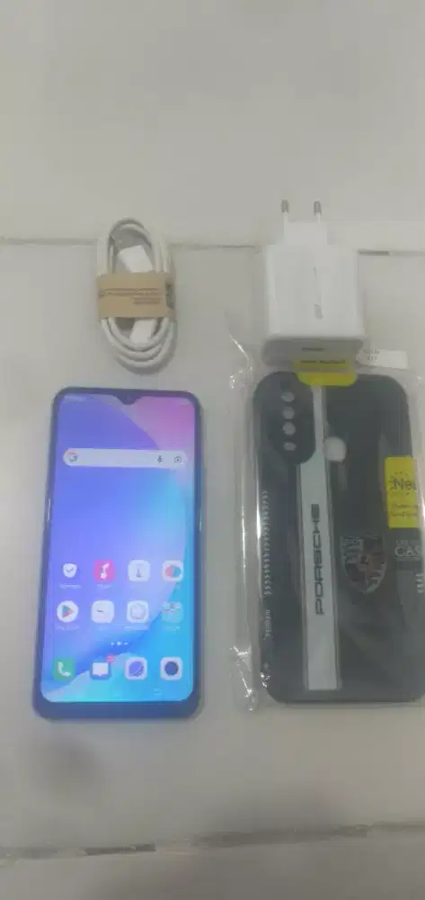 VIVO Y17 Ram 8GB biru muda