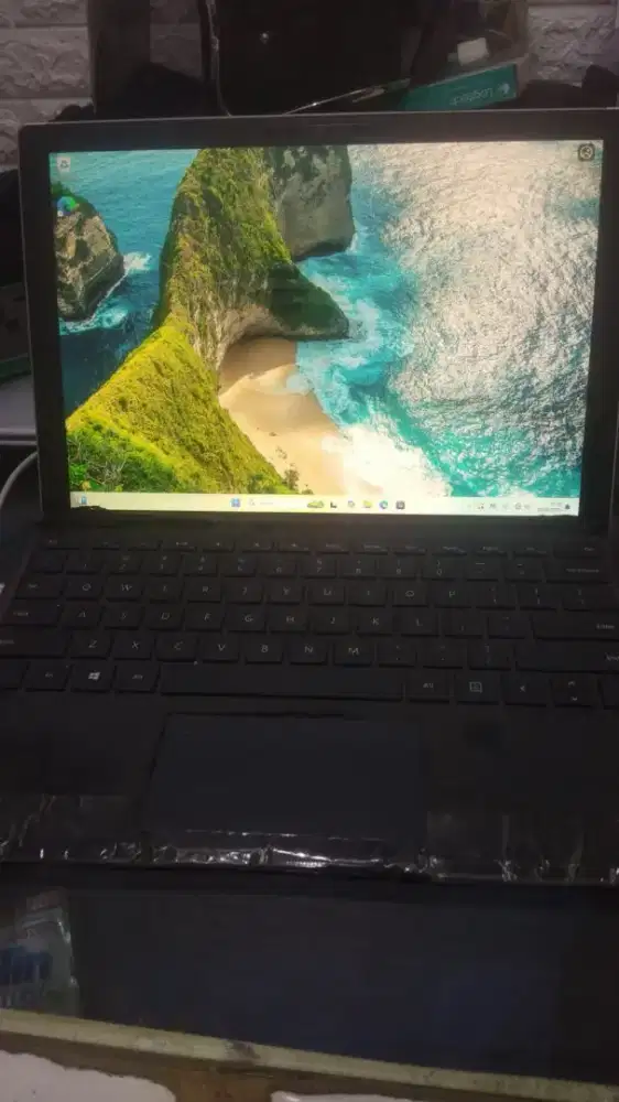jual Microsft Surfase pro (i7gen7/16gb/512gb)