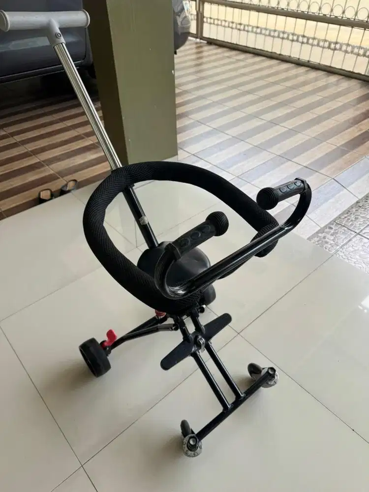 Stroller baby praktis dibawa bawa