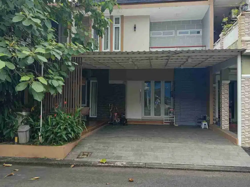 Semi Furnished Rumah di Legenda Wisata Vivaldi - Strategis