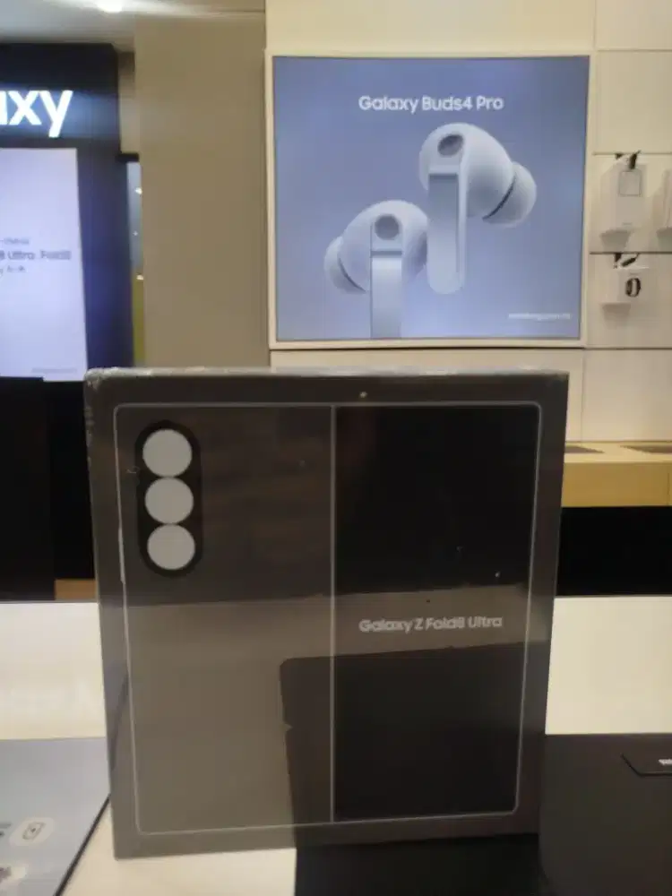 SAMSUNG GALAXY FOLD 8 ULTRA BERGARANSI RESMI SYARAT CICILAN CUKUP KTP